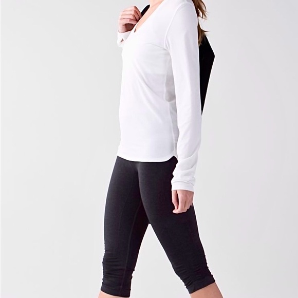 Lululemon In The Flow Crop II - Picture 5 of 11